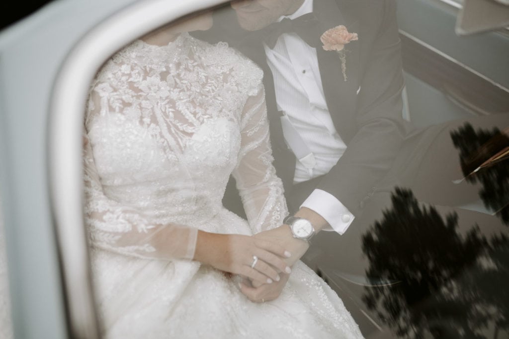 bryllupsfotograf sandefjord midtåsen renate madsen photography ekte bryllup smoking brudekjole sandar kirke festbryllup24